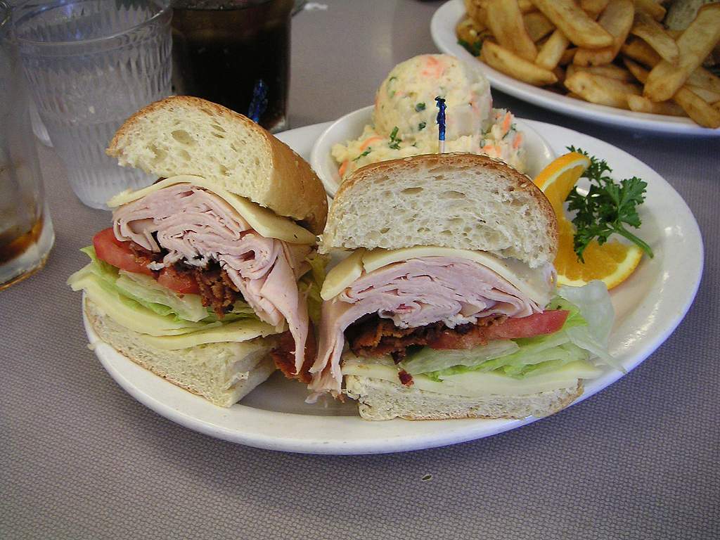 Napa Wine Tour Drivers ™ deli-sandwiches Lunch to you  